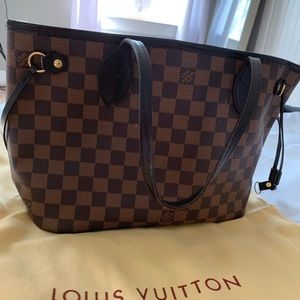 Louis Vuitton Neverfull Damier MM